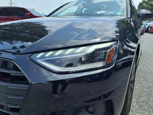 2022 Audi A4 40 Premium Plus