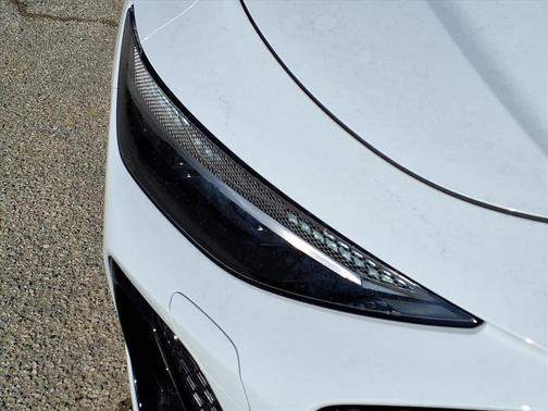 Glacier White Metallic 2026 Audi A6 Prestige quattro S tronic