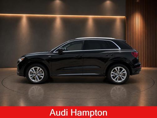 Mythos Black Metallic 2025 Audi Q3 Premium 45 TFSI S line quattro Tiptronic