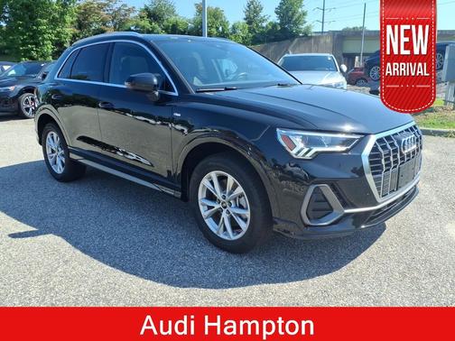 Mythos Black Metallic 2025 Audi Q3 Premium 45 TFSI S line quattro Tiptronic