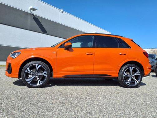 2024 Audi Q3 45 S line Premium Plus