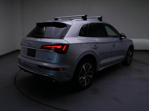Florett Silver Metallic 2024 Audi Q5 45 S line Premium Plus