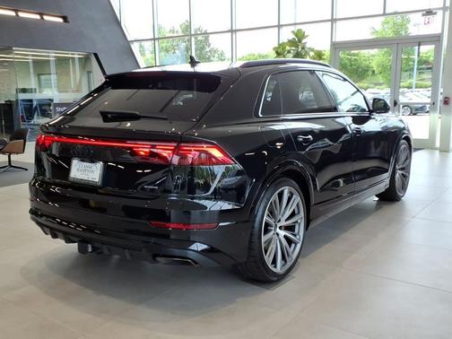 Mythos Black Metallic 2026 Audi Q8 55 Prestige