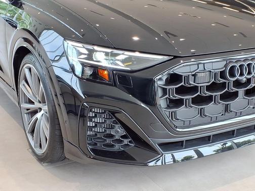 Mythos Black Metallic 2026 Audi Q8 55 Prestige
