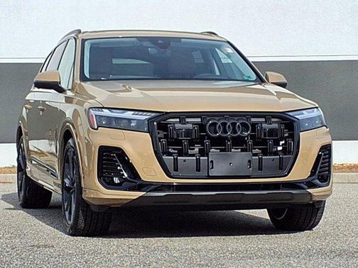 2025 Audi Q7 55 Prestige