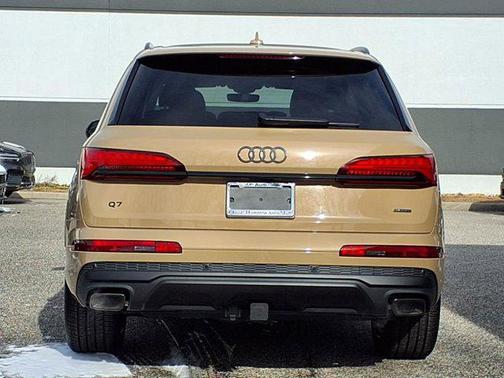 2025 Audi Q7 55 Prestige