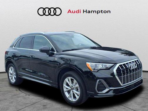 2022 Audi Q3 45 S line Premium