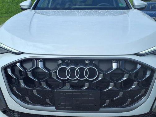 2025 Audi Q5 Sportback Premium Plus