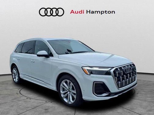 2025 Audi Q7 55 Premium Plus