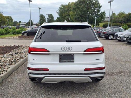 2025 Audi Q7 55 Premium Plus