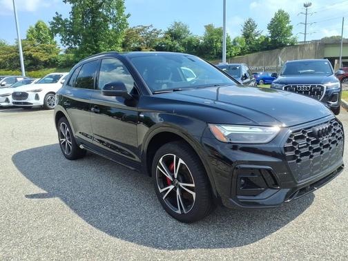 Mythos Black Metallic 2025 Audi Q5 45 S line Premium Plus