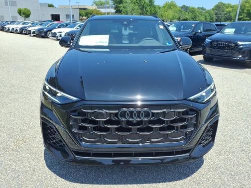 Mythos Black Metallic 2026 Audi Q8 55 Premium Plus