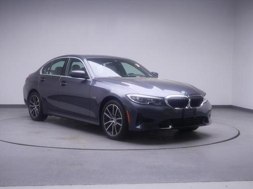 Mineral Grey Metallic 2022 BMW 330e Base