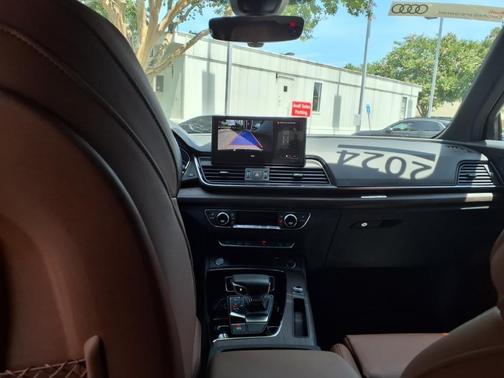 2024 Audi Q5 45 S line Premium