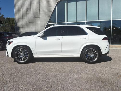 Polar White 2025 Mercedes-Benz GLE 450 4MATIC