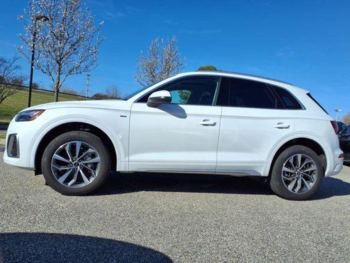 2024 Audi Q5 45 S line Premium Plus