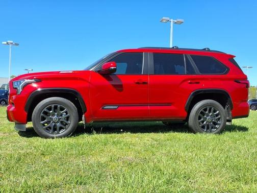 2024 Toyota Sequoia Platinum