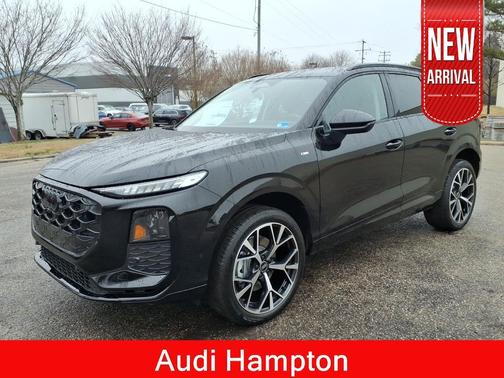 Mythos Black Metallic 2026 Audi Q3 TFSI quattro S tronic