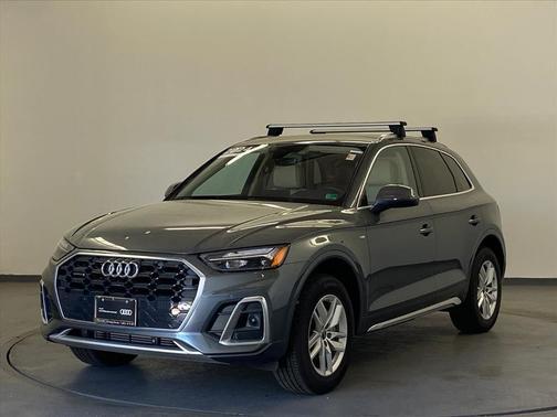 2024 Audi Q5 45 S line Premium