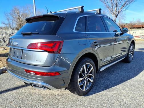 2024 Audi Q5 45 S line Premium Plus