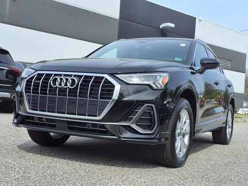 2025 Audi Q3 45 S line Premium Plus