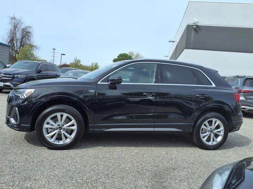 2025 Audi Q3 45 S line Premium Plus