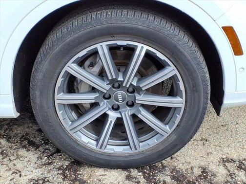 2019 Audi Q7 55 Prestige