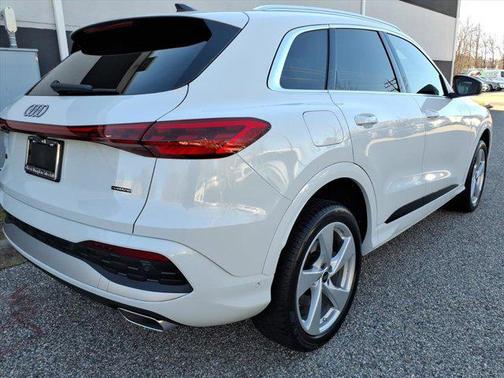 2025 Audi Q5 Premium Plus TFSI quattro S tronic