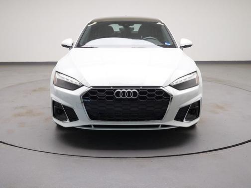 2025 Audi Q7 45 Premium Plus