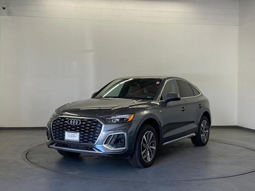 Daytona Gray Pearl Effect 2024 Audi Q5 45 S line Premium Plus