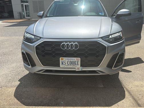 Florett Silver Metallic 2023 Audi Q5 45 S line Premium Plus