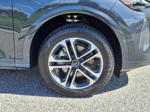 2025 Audi Q5 Premium