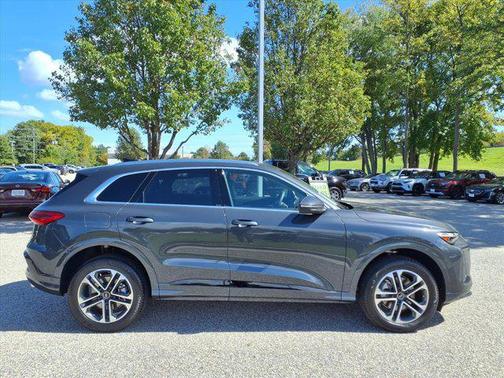 2025 Audi Q5 Premium