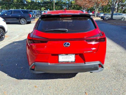 2022 Lexus UX 250h Base