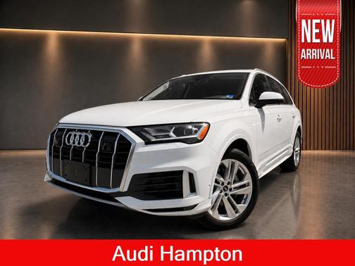 Glacier White Metallic 2023 Audi Q7 55 Premium Plus