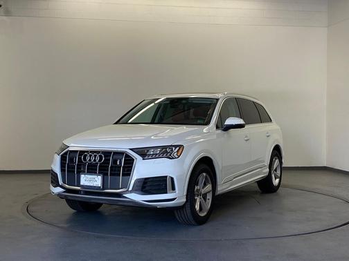 Carrara White 2024 Audi Q7 45 Premium Plus