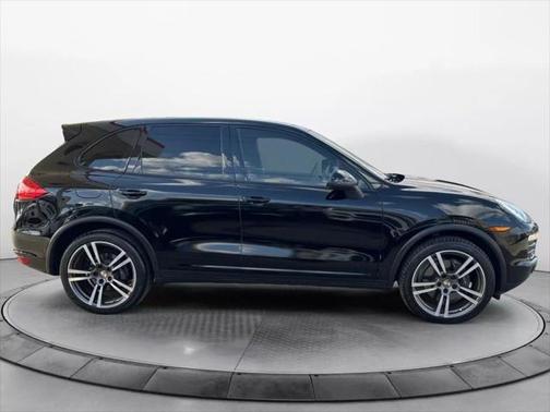 2013 Porsche Cayenne Base