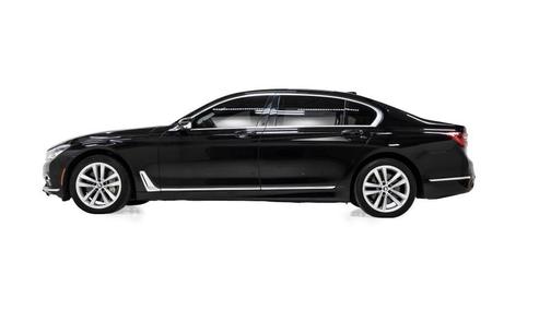 Black 2016 BMW 750 i xDrive