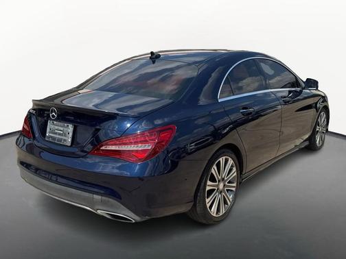 2017 Mercedes-Benz CLA 250 Base