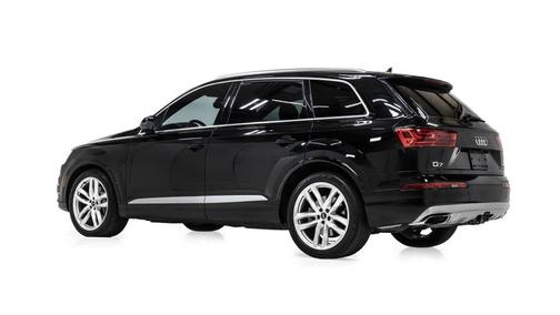 Night Black 2017 Audi Q7 3.0T Prestige