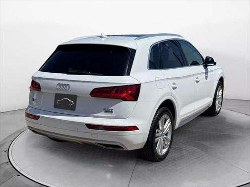 2018 Audi Q5 2.0T Premium Plus