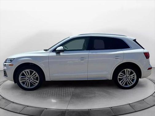 2018 Audi Q5 2.0T Premium Plus