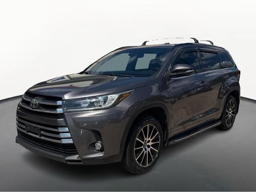 2017 Toyota Highlander SE