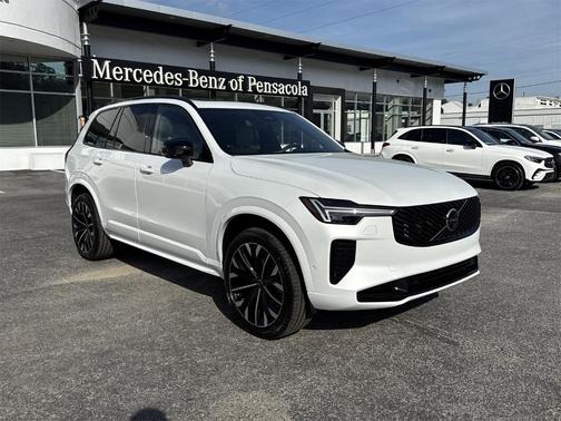 2026 Volvo XC90 B6 Ultra Dark Theme 7-Seater