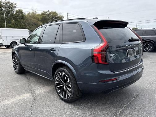 Denim Blue Metallic 2026 Volvo XC90 B6 Ultra Dark Theme 6-Seater