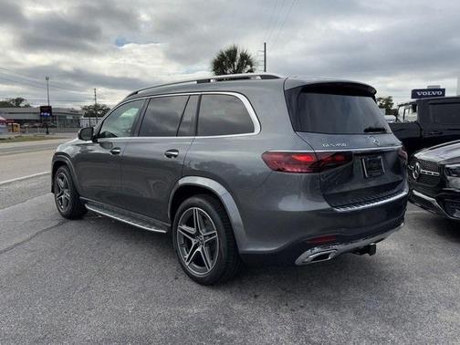 2025 Mercedes-Benz GLS 450 4MATIC
