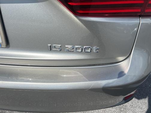 2016 Lexus IS 200t Base