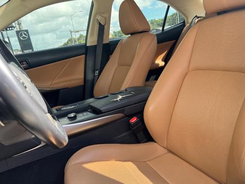 2016 Lexus IS 200t Base