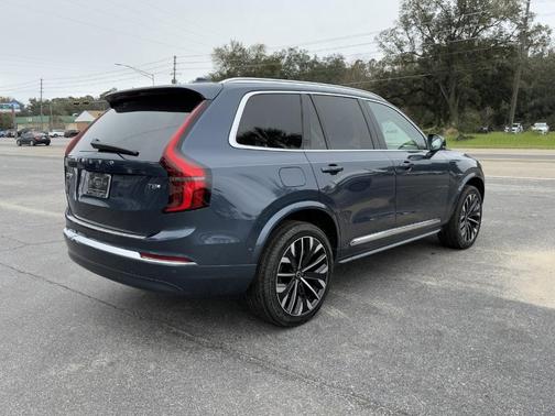 2025 Volvo XC90 Plug-In Hybrid T8 Ultra 7-Seater