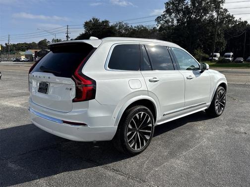 2026 Volvo XC90 B6 Ultra 7-Seater